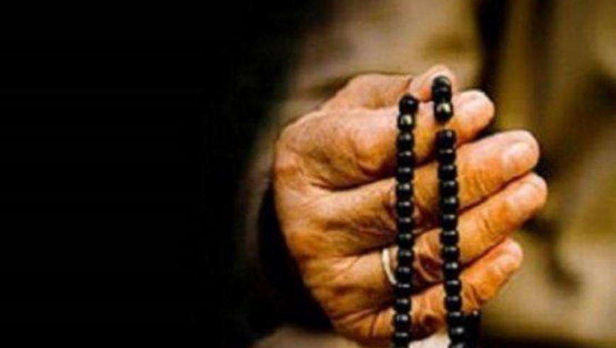 Susunan Bacaan Dzikir dan Doa Setelah Sholat Fardhu Lengkap Arab, Latin