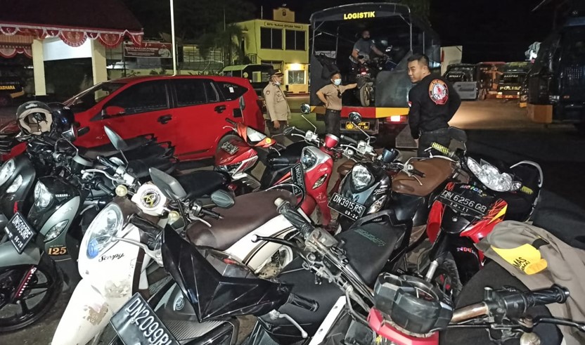 Polisi berhasil amankan 13 sepeda motor dan gagalkan Tawuran antar Remaja