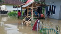 Banjir sempat melanda tiga wilayah administrasi di Provinsi Banten. Ketiga wilayah terdampak banjir yaitu Kabupaten Serang dan Kota Serang