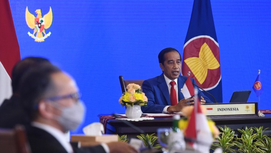 Presiden Joko Widodo menyampaikan pidato pada KTT ke-9 ASEAN-AS yang digelar secara virtual dari Istana Kepresidenan Bogor