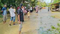 Banjir di Kecamatan Kluet Tengah, tinggi muka air berangsur surut dari tinggi muka air 80 menjadi 30 cm