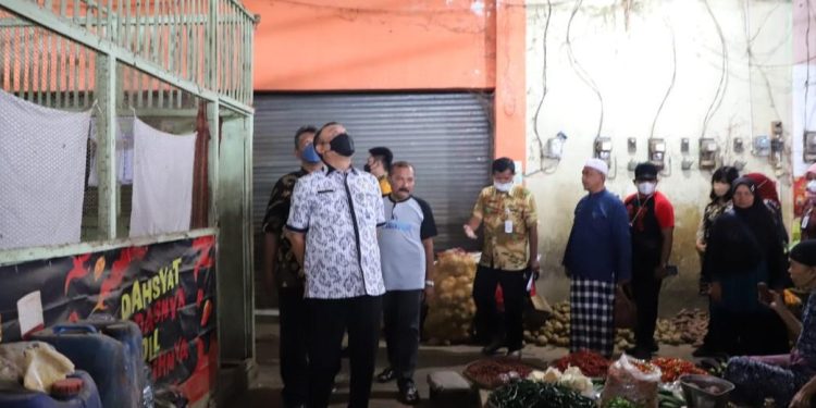 Bupati Purworejo RH Agus Bastian Sidak Pasar Kutoarjo