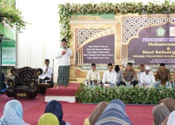 Thoriqul Haq menghadiri kegiatan Pengajian Umum Peringatan Maulid Nabi Muhammad SAW, dan Haul Keluarga Ponpes Raudlatur Rochmaniyah