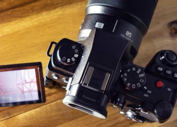 Panasonic Lumix S5 II VS S5 IIX