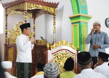 Sejumlah petani di Desa Tempurejo Kecamatan Tempursari mengeluhkan mahalnya pupuk subsidi Kepada Bupati Lumajang