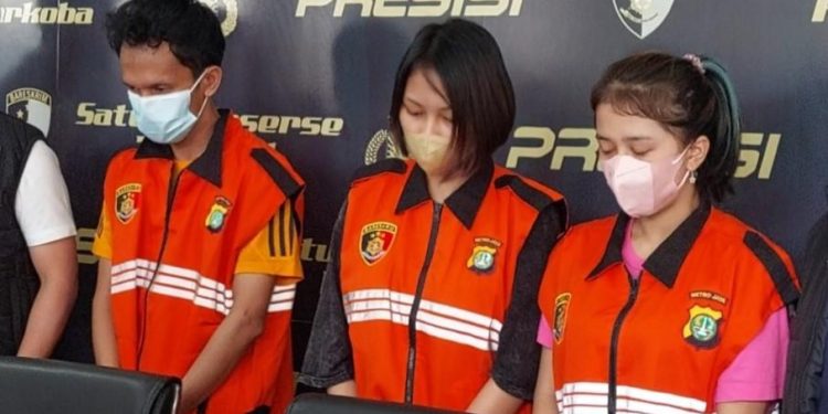 3 pelaku pembuat konton porno di aplikasi Dream Live