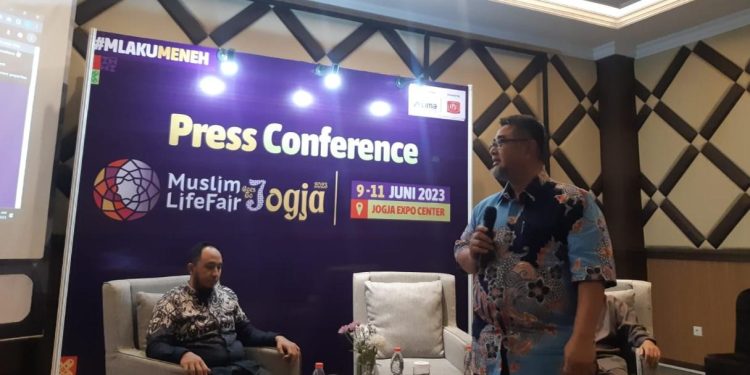 Direktur PT Lima Event Indonesia (Lima Events), Deddy Andu dalam Acara Press Conference Muslim Life Fair Goes Jogja 2023