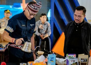 Menparekraf Sandiaga Salahuddin Uno menghadiri kegiatan Kabupaten Kota Kreatif di Aula GSG Pemuda Pesawaran