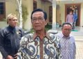 Gubernur Daerah Istimewa Yogyakarta (DIY) Sri Sultan Hamengku Buwono X di Kompleks Kepatihan, Kota Yogyakarta