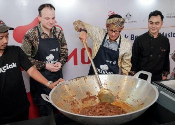 Kemenparekraf Memperkenalkan Kuliner Khas Indonesia pada Para Pemuda Australia Peserta AIYEP