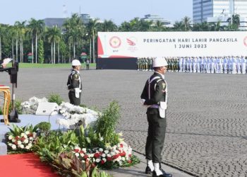 residen Joko Widodo menyampaikan amanatnya saat memimpin Upacara Peringatan Hari Lahir Pancasila yang digelar di Sisi Selatan Monumen Nasional