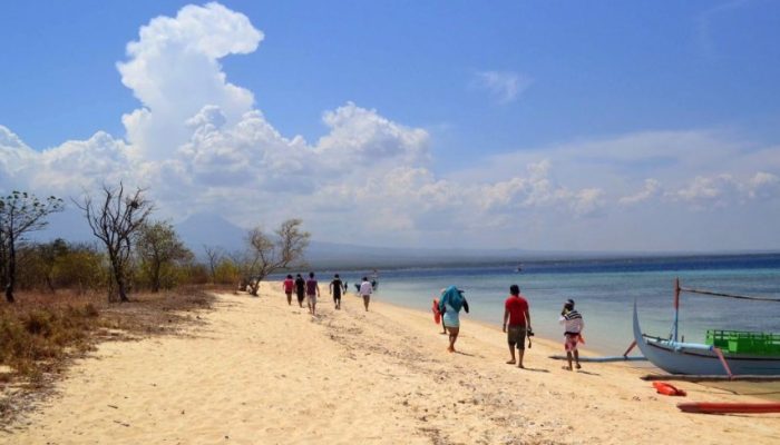 Informasi Wisata Pantai Bangsring Banyuwangi