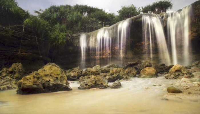 Pantai Jogan Gunungkidul Yogyakarta