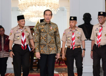 Presiden Joko Widodo menerima kunjungan Ketua Kwartir Nasional Gerakan Pramuka, Budi Waseso