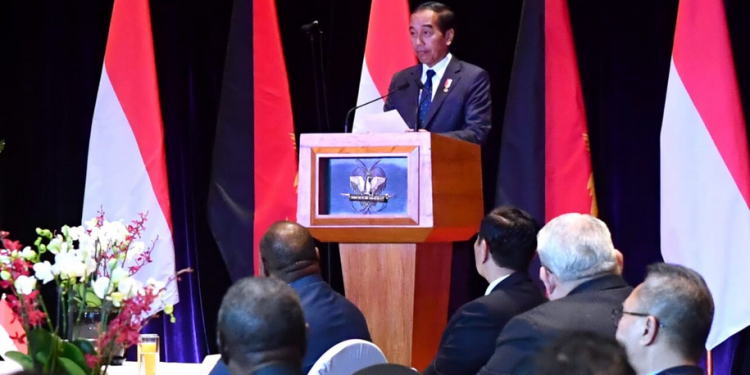 Presiden Joko Widodo menghadiri jamuan santap siang kenegaraan yang digelar Gubernur Jenderal Papua Nugini Bob Dadae, di APEC Haus