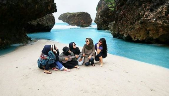 pantai siung gunung kidul yogyakarta