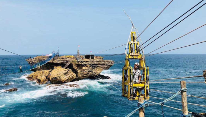 pantai timang gunung kidul