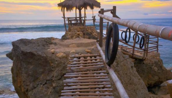 pantai watulawang gunung kidul