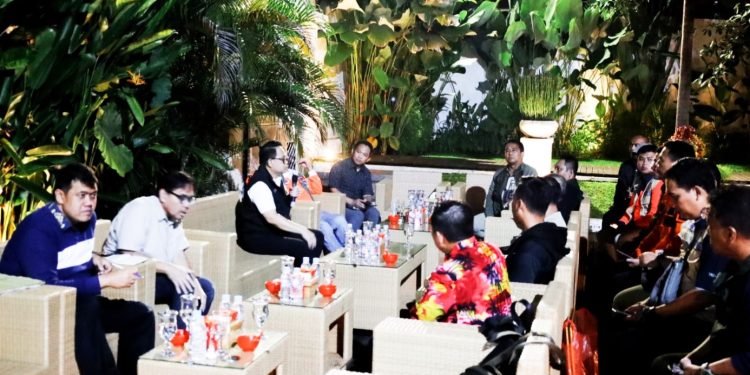 upati Lumajang Thoriqul Haq menggelar Rapat Koordinasi bersama Badan Nasional Penanggulangan Bencana (BNPB), dan Pemerintah Provinsi Jawa Timur