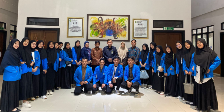 Penyerahan dan Penerimaan Mahasiswa PKL Prodi HES FAI Unismuh Makassar di Pengadilan Agama Jakarta Pusat