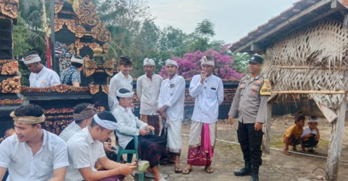 Perayaan Hari Raya Galungan di Lampung