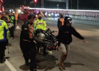 Evakulasi Kecelakaan maut di exit tol Bawen