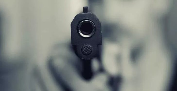 Ilustrasi Gambar Pistol