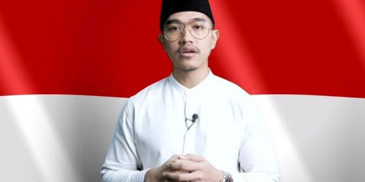 Ketua Umum Partai Solidaritas Indonesia (PSI) Kaesang Pangarep menemui Ketua Umum Partai Perindo Hary Tanoesoedibjo di iNews Tower pada Selasa