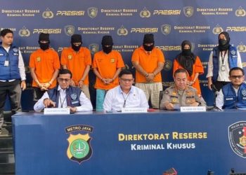 Polda Metro Jaya membongkar rumah produksi film porno di Jaksel