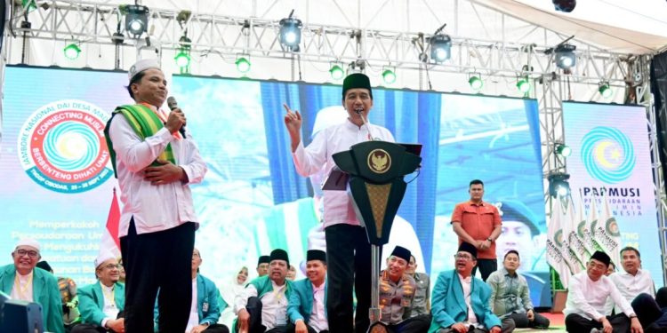 Presiden Joko Widodo secara resmi membuka Jambore Nasional Dai Desa Madani Persaudaraan Muslimin Indonesia Tahun 2023 di Taman Nasional Gunung Gede Pangrango