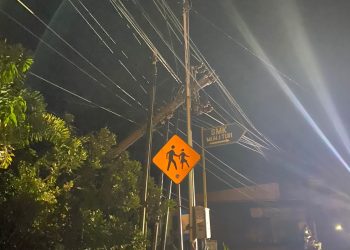 Tiang Listrik di Turi Patah