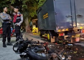 Salah satu bangkai sepeda motor yang menjadi korban perusakan dalam bentrok dua kelompok di Muntilan, Kabupaten Magelang