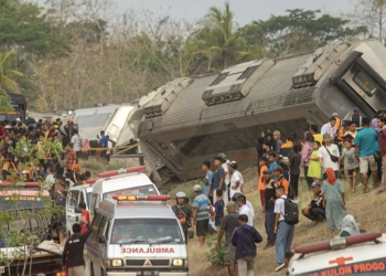 kecelakaan kereta api di sentolo kulon progo