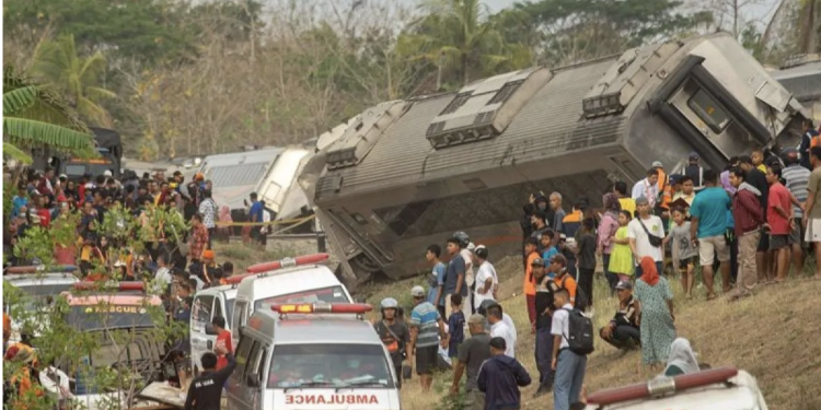 kecelakaan kereta api di sentolo kulon progo
