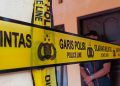 Garis Polisi Terpasang di Rumah Kontrakan produksi narkoba berkedok keripik pisang dan happy water