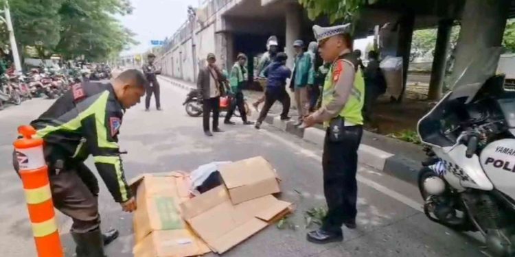 Korban Kecelakaan Mobil Satpol PP