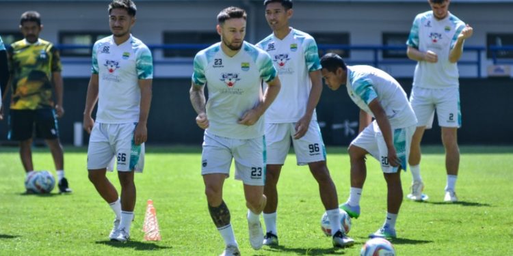 Persib Bandung Sedang Mengikuti Sesi Latihan