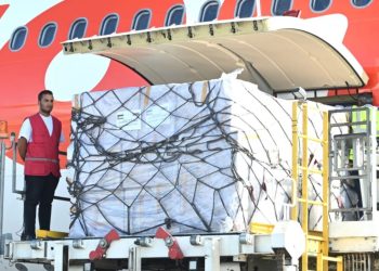 Pesawat Airbus A330 dengan nomor penerbangan JT6001 yang membawa bantuan kemanusiaan dari Indonesia untuk Palestina tiba di Bandara El Arish, Mesir