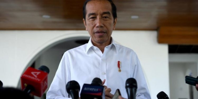 Presiden Joko Widodo mengungkap alasan menunjuk Jenderal Agus Subiyanto sebagai Panglima TNI meskipun baru beberapa hari menjabat Kepala Staf Angkatan Darat