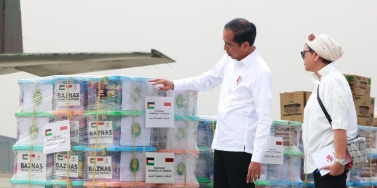Presiden Jokowi lepas pengiriman bantuan untuk Palestina