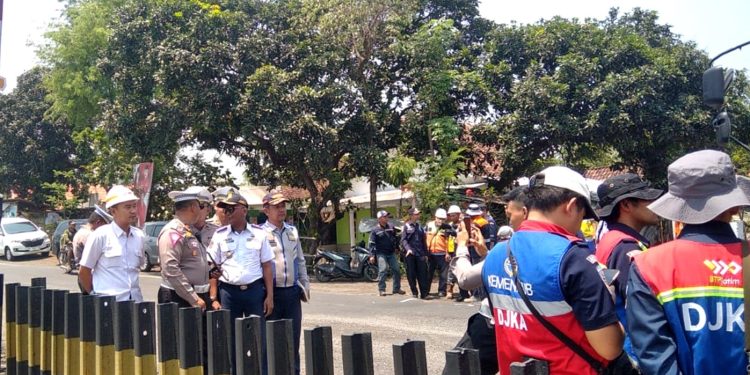 Proyek Pelebaran dilakukan di Jalur Perlintasan Langsung KAI 32 Malasan, Kabupaten Probolinggo