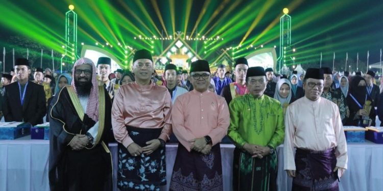 Saiful Rahmat Dasuki menutup gelaran Seleksi Tilawatil Qur’an dan Musabaqah Al-Hadits XXVII Nasional di Jambi