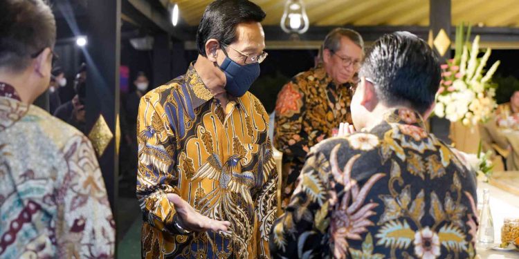 Gubernur DIY Sri Sultan Hamengku Buwono X