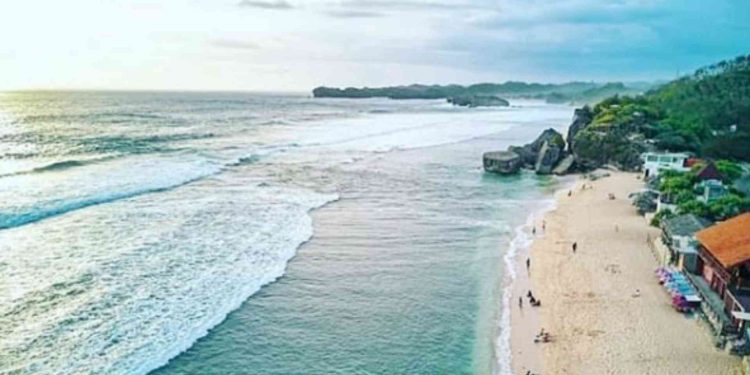 Harga Tiket Masuk Pantai Indrayanti