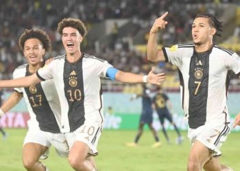 Pesepak bola Timnas Jerman Paris Brunner meluapkan kegembiraannya seusai berhasil mencetak gol penalti ke gawang Timnas Prancis