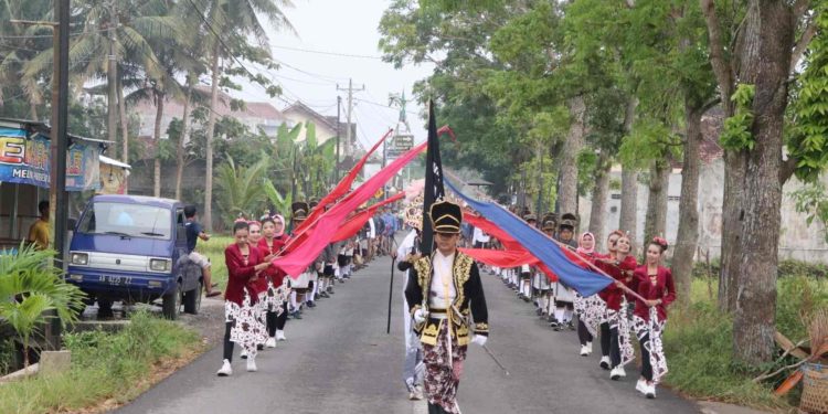 Upacara adat tuk si bedug