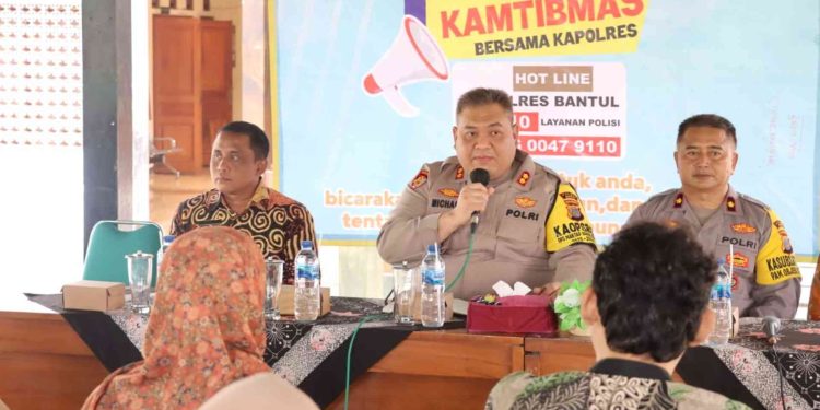 Kapolres Bantul, AKBP Michael R Risakotta