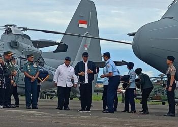 Presiden Joko Widodo dalam acara penyerahan pesawat transport berat C-130J-30 Super Hercules di Pangkalan Udara TNI AU Halim Perdanakusuma
