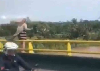 Viral Wanita Hendak Melompat di Jembatan Srandakan