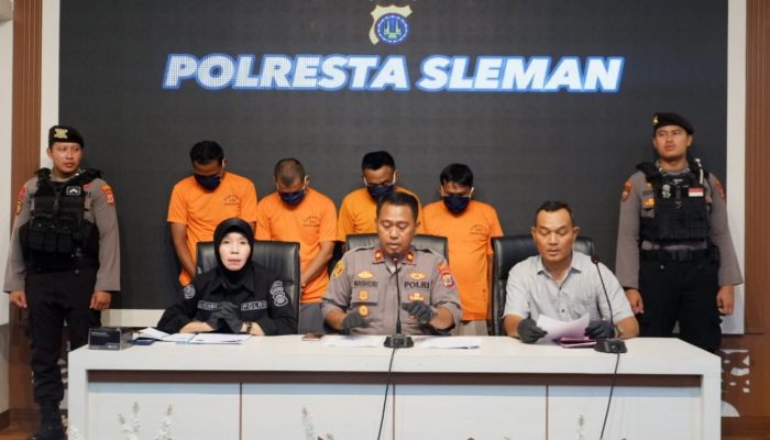 Kapolsek Ngaglik, Kompol Mashuri saat jumpa pers di Polresta Sleman